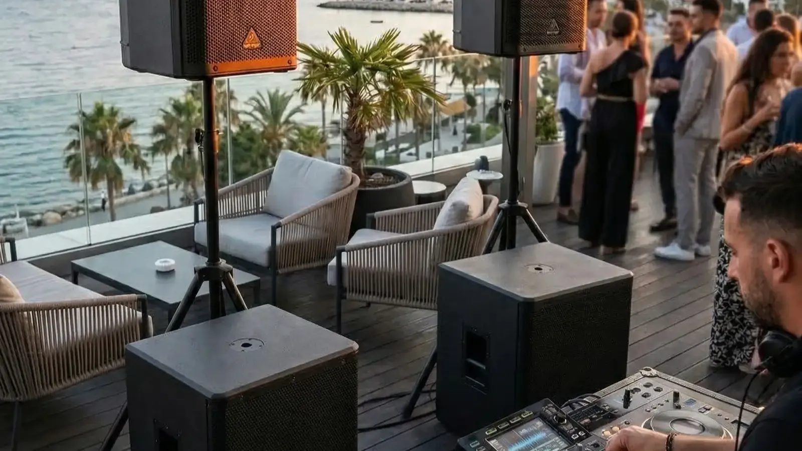 Where to Rent Speakers in Cyprus? Choose the Right Set for Your Party