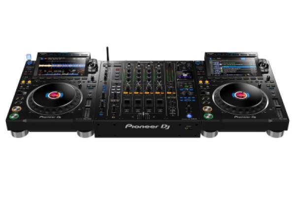Professional DJ Setup: Pioneer CDJ-3000x2 & DJM-A9