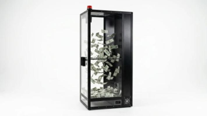 Cash Cube Money Machine Rental Cyprus – Event Attraction